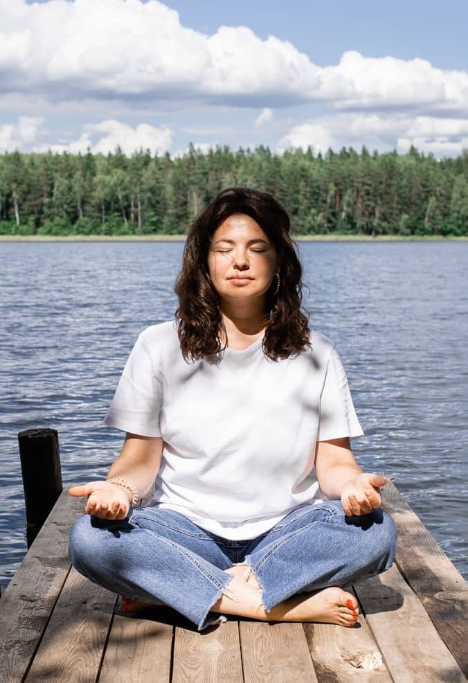 Медитация приносит пользу и дает ощущение мира и спокойствия